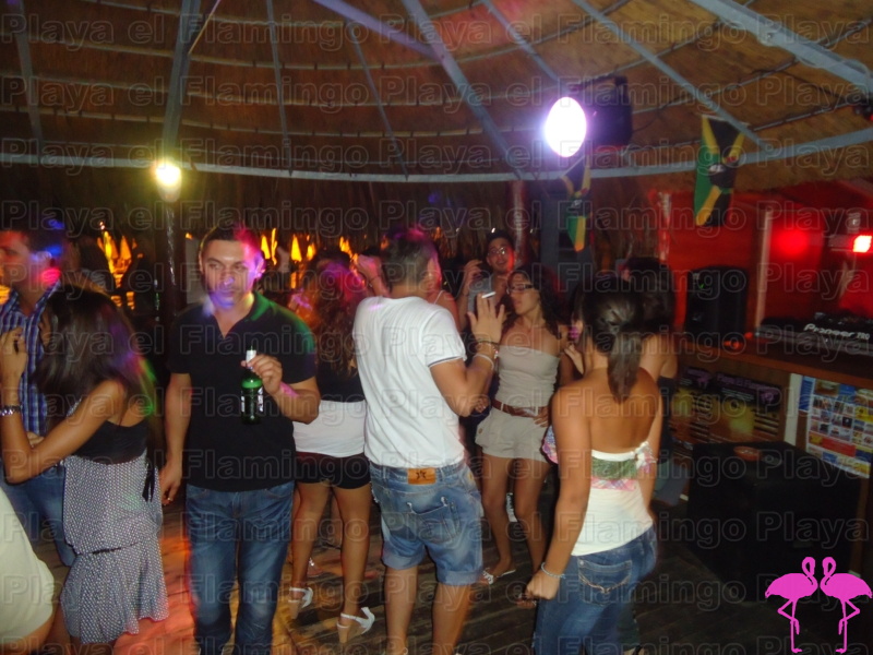 Noche Latina 2011-Playa El Flamingo (6).JPG