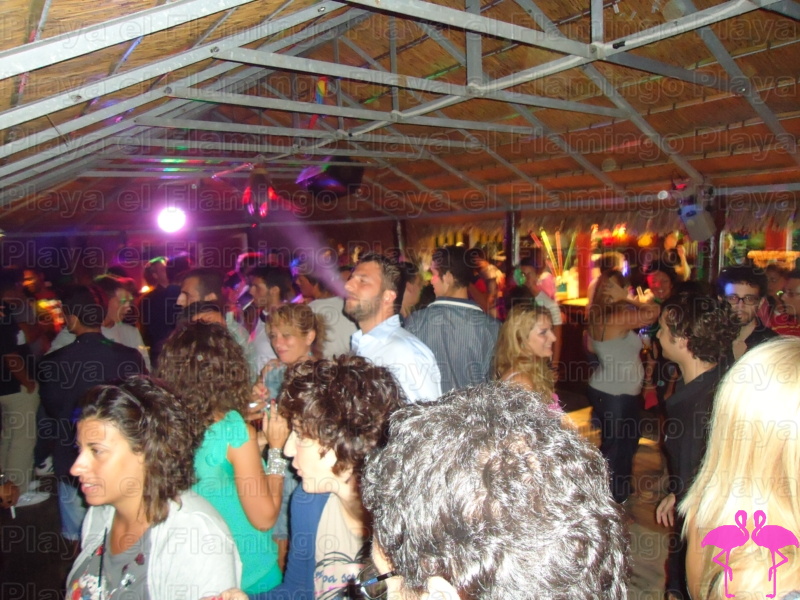Noche Latina 2011-Playa El Flamingo (80).JPG