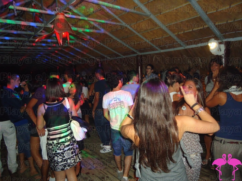 Noche Latina 2011-Playa El Flamingo (146).JPG