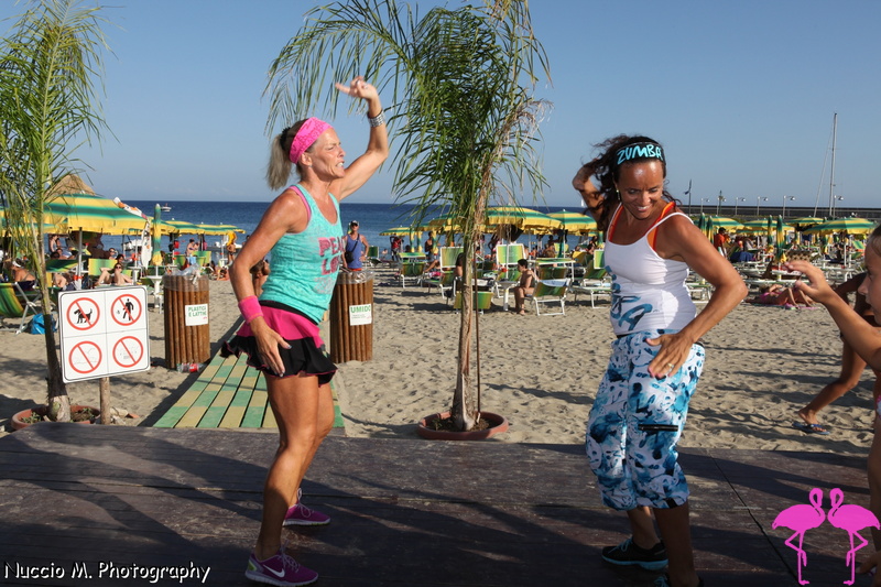 Zumba Fitness 2012 Playa el Flamingo (16).JPG